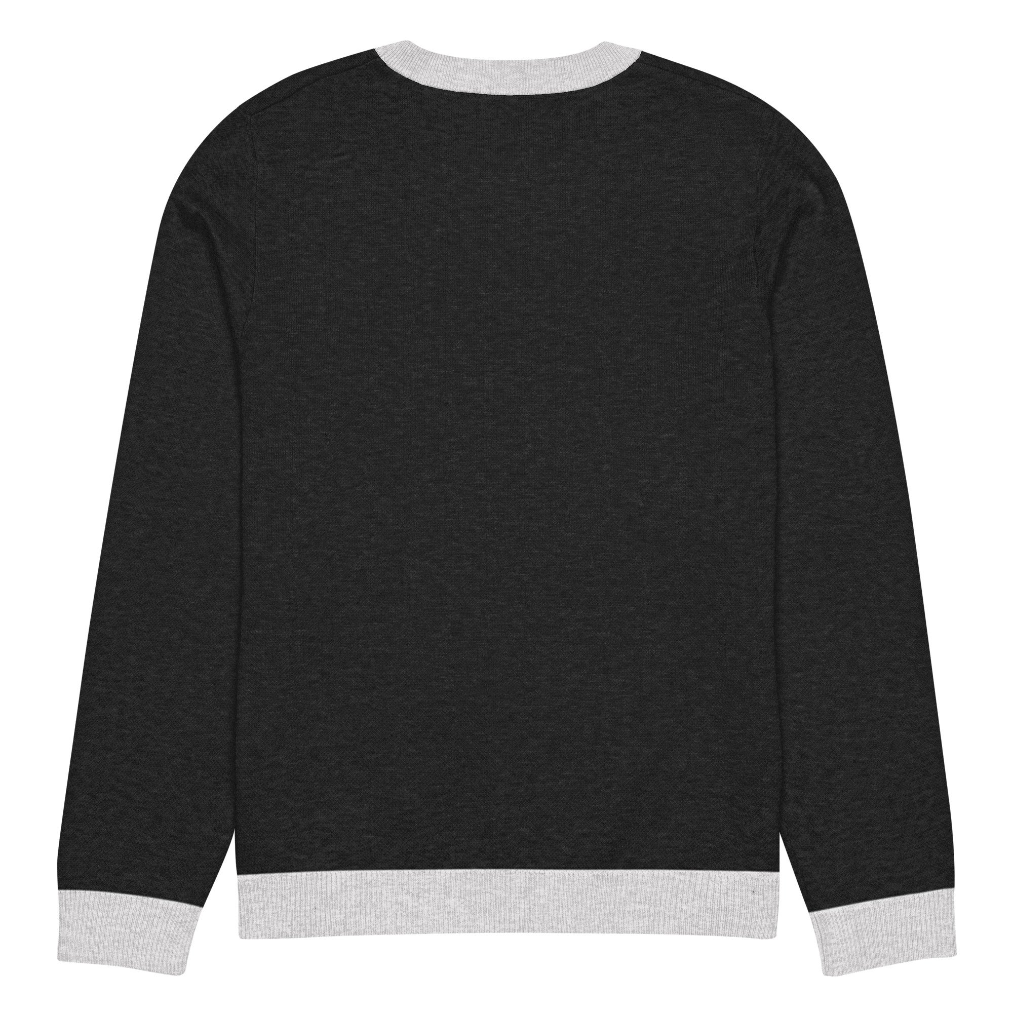 Black and White Knitted Sweater | Black Tie Dinner